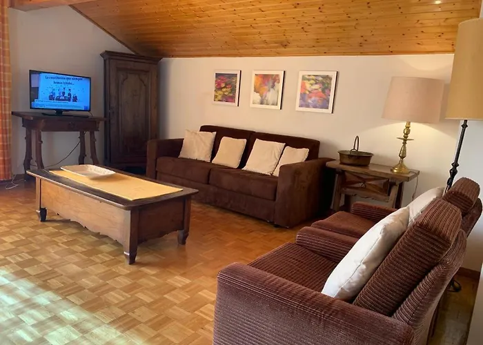 Montana Spacious 80m2 With Stunning View & Bus Stop Outside Daire