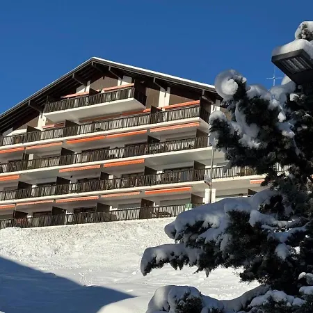 Montana Spacious 80m2 With Stunning View & Bus Stop Outside Apartman Crans-Montana