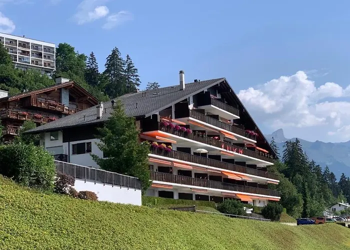 Montana Spacious 80m2 With Stunning View & Bus Stop Outside *