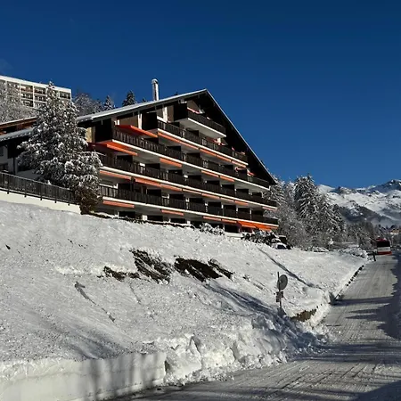 Montana Spacious 80m2 With Stunning View & Bus Stop Outside